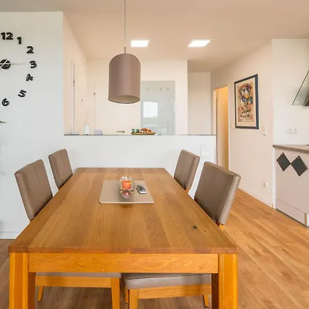 Daire Entenhausen Kiel